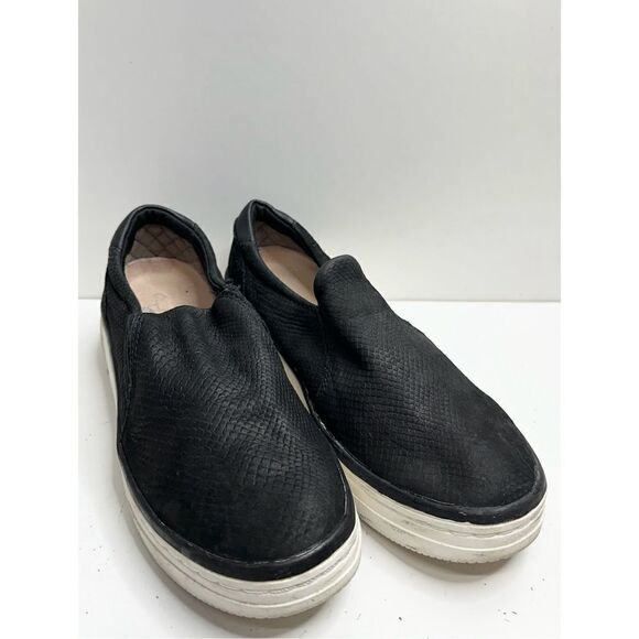 Dr. Scholl's Sneakers Everywhere Womens 6.5 Black Leather Slip-On Embossed Shoes - Picture 4 of 11